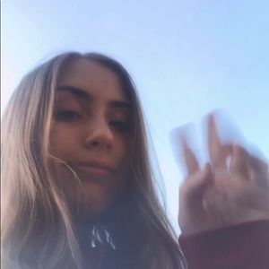 Meet your Posher, Elena